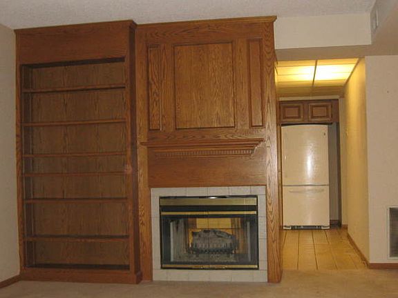 5th image of 1591 E Thacker St APT 501