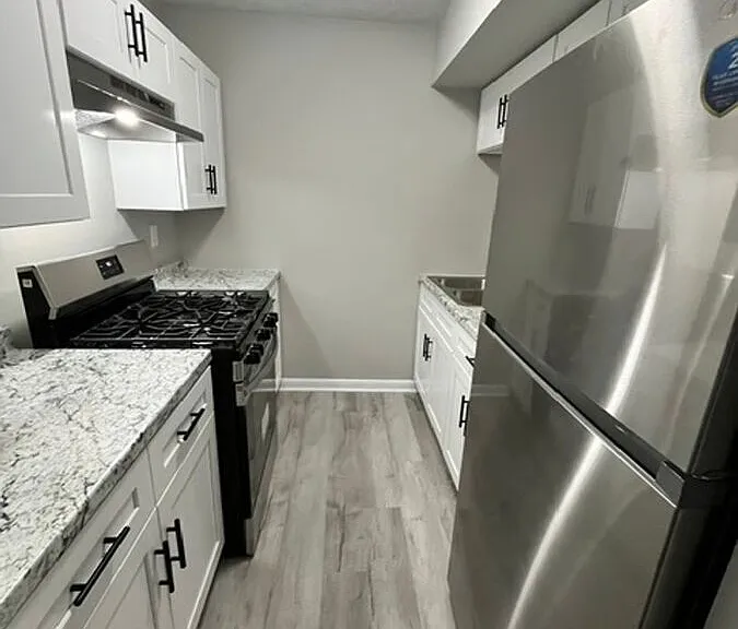 2082 Fairmont Ct #13 — Photo 1