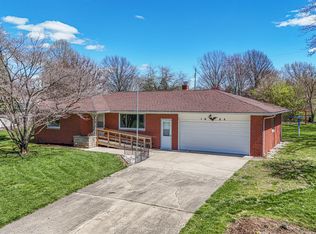 1604 Sherwood Dr, Anderson, IN 46012