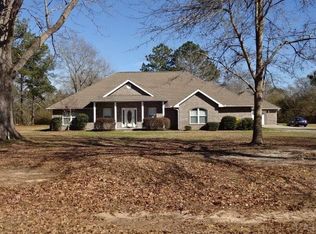 4300 Molino Meadows Dr, Molino, FL 32577