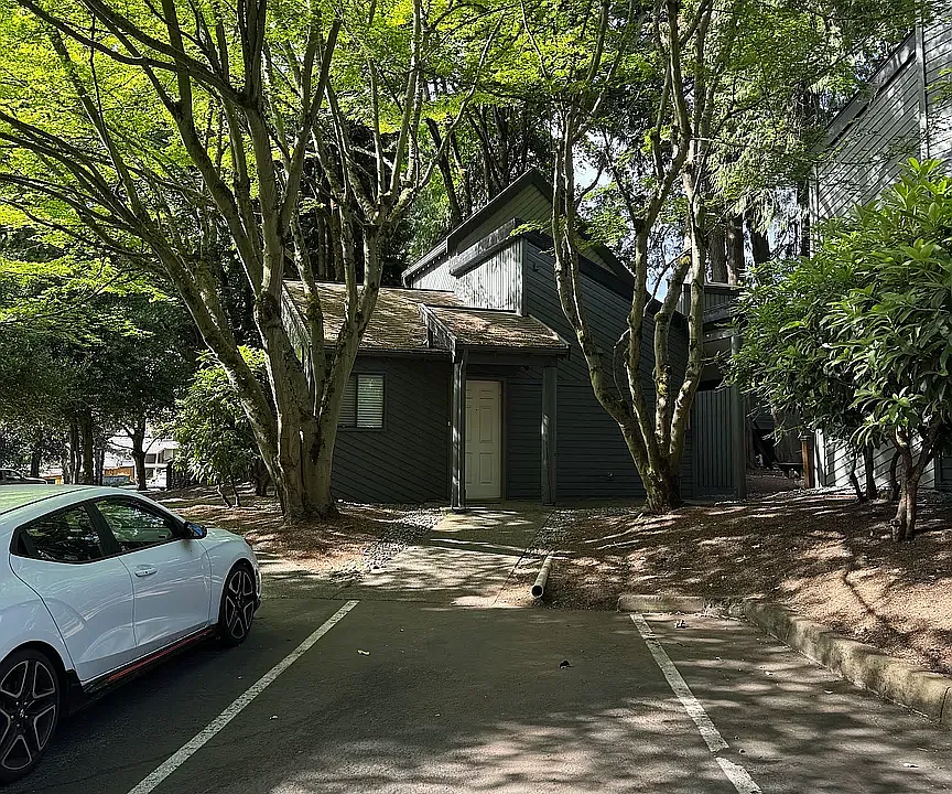 10002 NE 122nd St #U