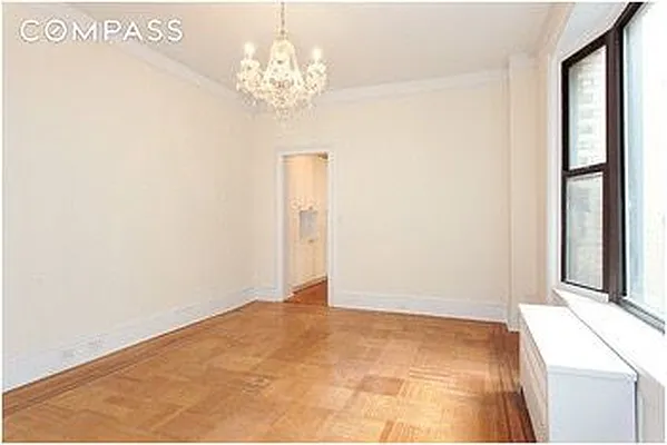 Rented by Compass | media 25