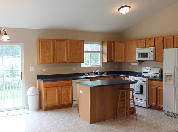 2nd image of 21453 W Sarah Dr