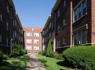 535 Michigan Ave APT 2W, Evanston, IL 60202