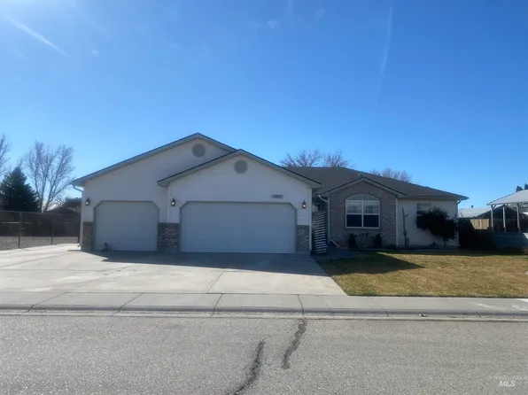 281 Victor Gust Dr, Mountain Home, ID 83647