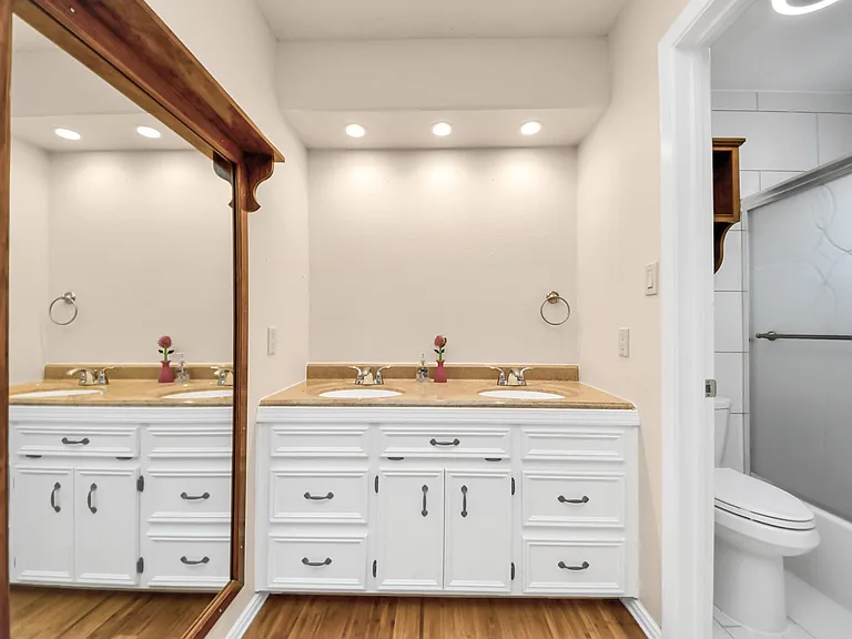 14007 Fleur De Lis Blvd — Photo 16