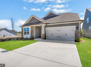 329 Conifer Ln, Ball Ground, GA 30107