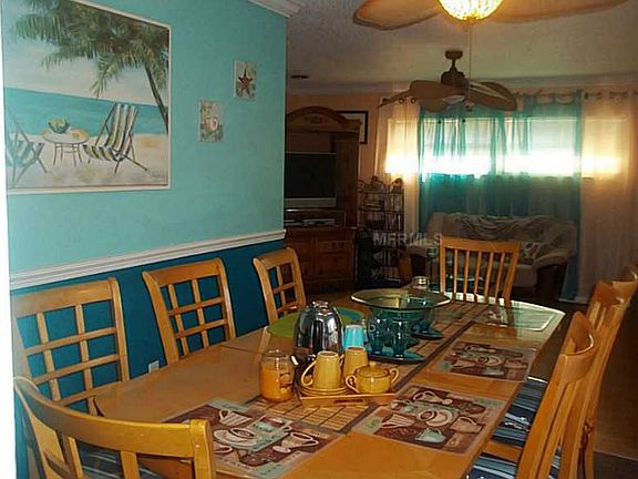 3rd image of 6418 Lauren Ct
