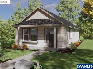 2294 Cheadle Lake Ct, Lebanon, OR 97355