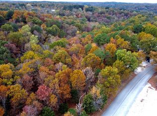Canary Dr, Rogers, AR 72756