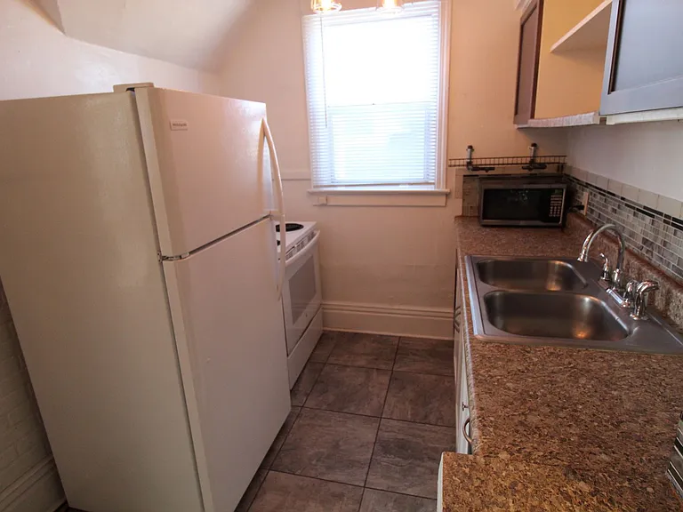23 E Sinto Ave — Photo 6