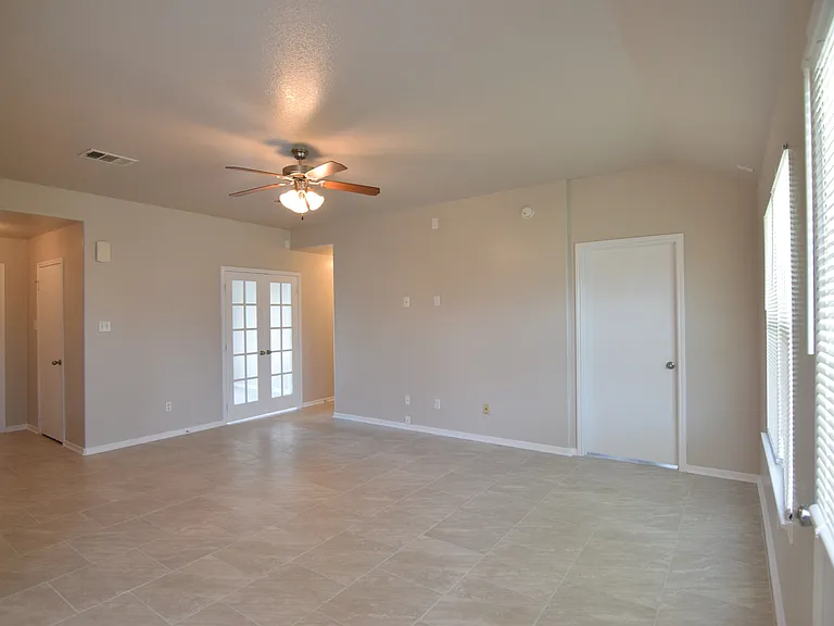 3507 Doffy Dr — Photo 10