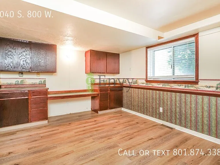 1040 S 800 W — Photo 26