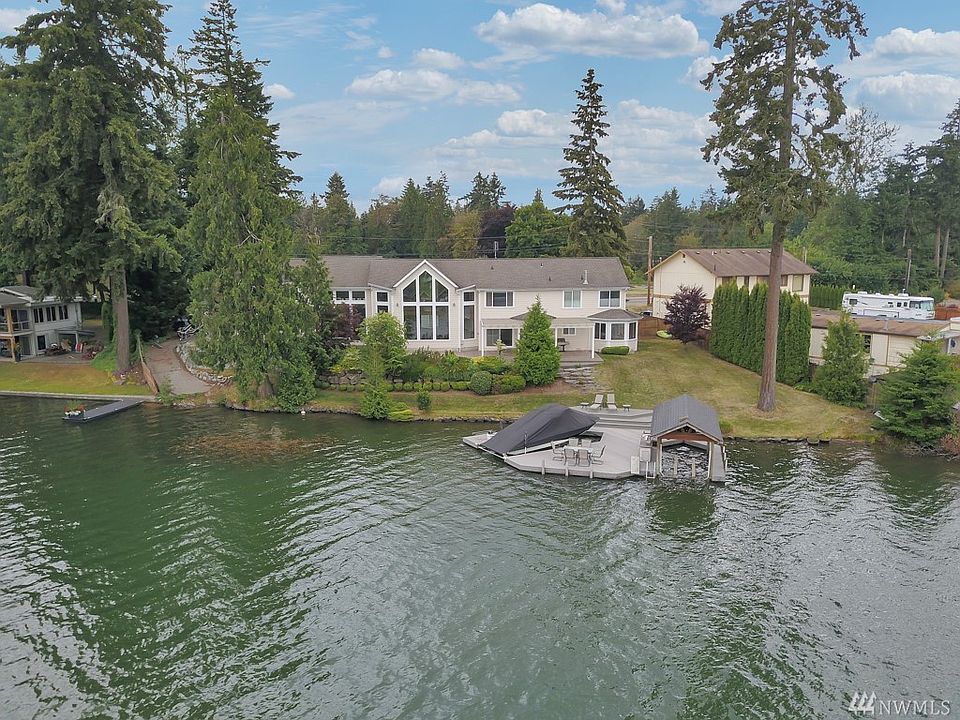 Hard to Find! 170' Low Bank Waterfront!