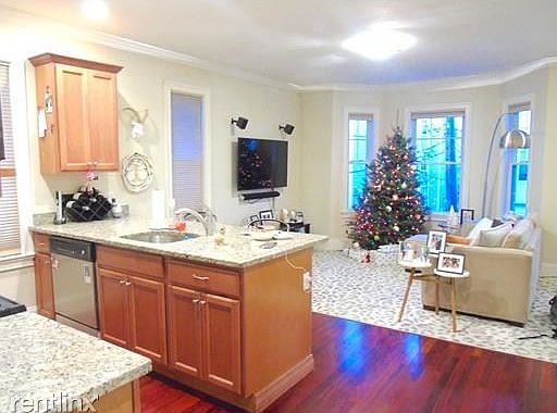 10 Marney St. #2 Cambridge - Kendall Square Shared Unit Phot