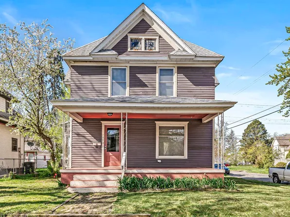 1093 Woodward Ave, South Bend, IN 46616