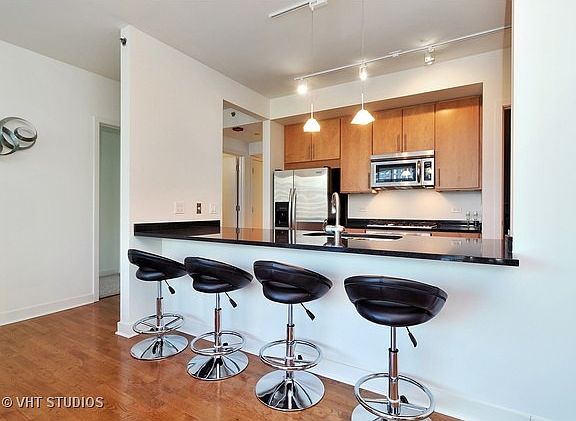 4th image of 505 N McClurg Ct APT 3401