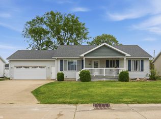 421 E Becky Ln, Mount Pleasant, IA 52641