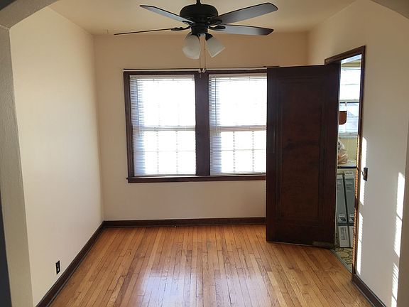 5th image of 402 Grand Ave APT 5