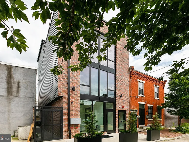 555 N Lawrence St — Photo 21