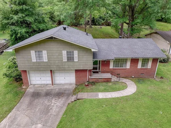 211 Moonmist Dr, Vicksburg, MS 39180