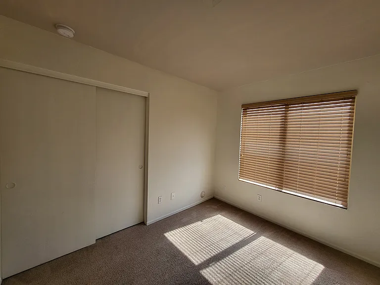 6914 W Phelps Rd — Photo 16