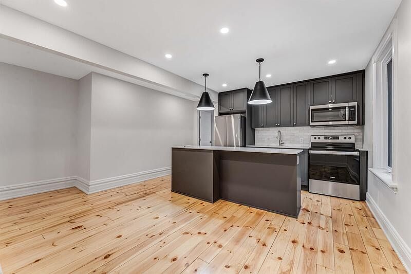 Ottawa Apartment for rent - 2 Bedrooms — photo 6