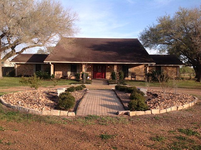 1st image of 1613 County Road 315
