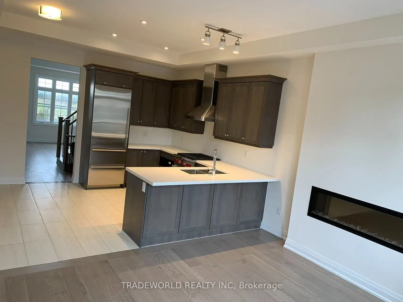 3 bed, $3,500 — Photo 3