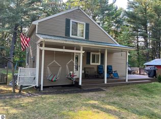 2860 Gilroy Trl, Harrison, MI 48625