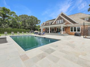 18 Michaels Way, Westhampton Beach, NY 11978