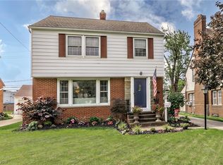 4422 Acacia Dr, South Euclid, OH