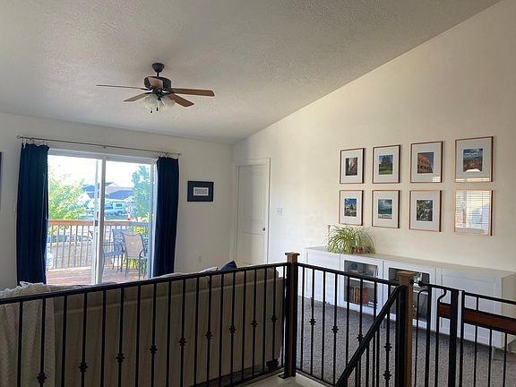 4th image of 2902 E Somerset Village Way