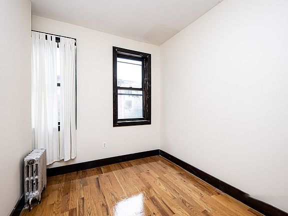 5th image of 88 Starr St APT 2R