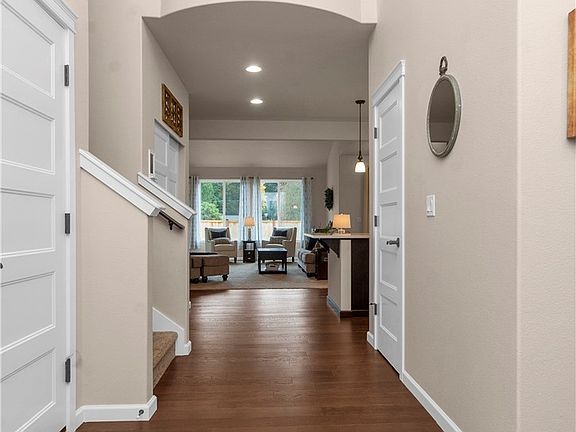 4th image of 6884 Bellamae Court SW
