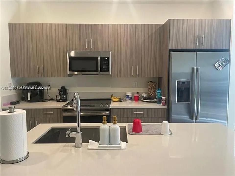 15846 NW 91st Ct #Townhouse 15846