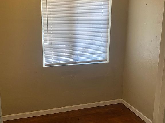 3rd image of 244 Evans Ave #6