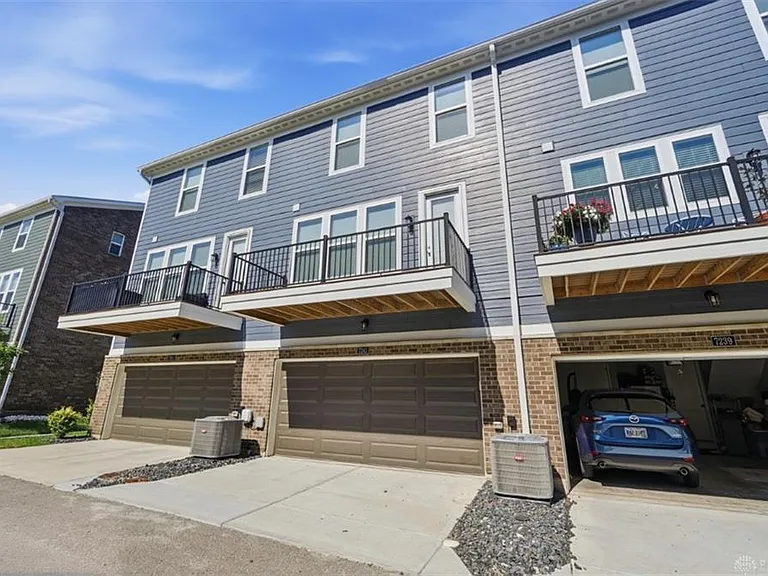 7241 Otley Dr — Photo 68