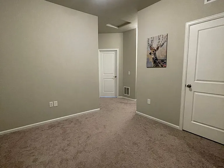 9829 Paluxy Hts — Photo 21