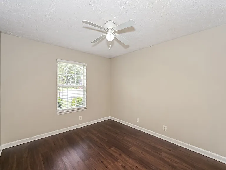 2911 Boyle Ct — Photo 12