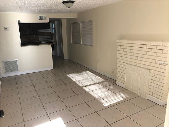 3rd image of 521 23rd St E