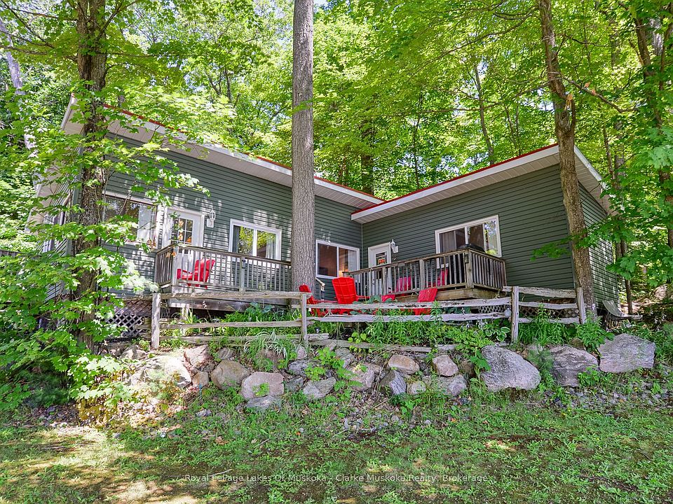 1st image of 7 Silver Point Dr #8