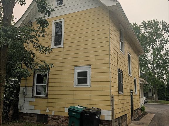 4th image of 2962 McKoon Ave