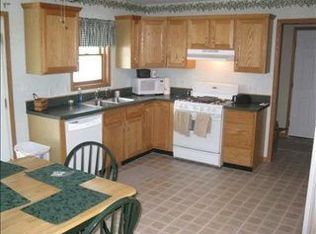 17682 Bentwood Dr, Goshen, IN 46526