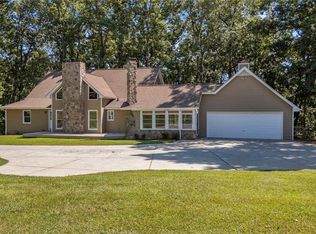 3555 Chattahoochee Rd, Cumming, GA 30041