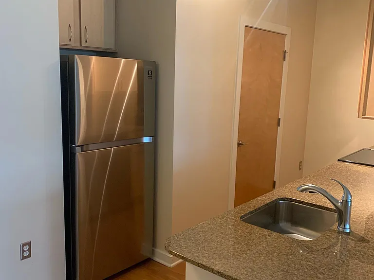 316-1803 Broadway #316 — Photo 5