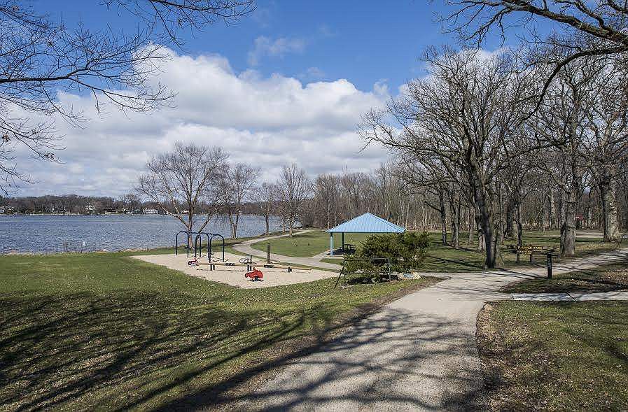 20 Waunona Woods Ct, Madison, WI 53713 Zillow