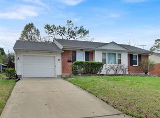 2009 W Adams St, Saint Charles, MO 63301