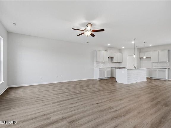 5th image of 3506 Crimson Cir Lot 32