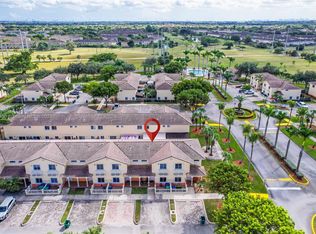 17909 NW 74th Path, Hialeah, FL 33015